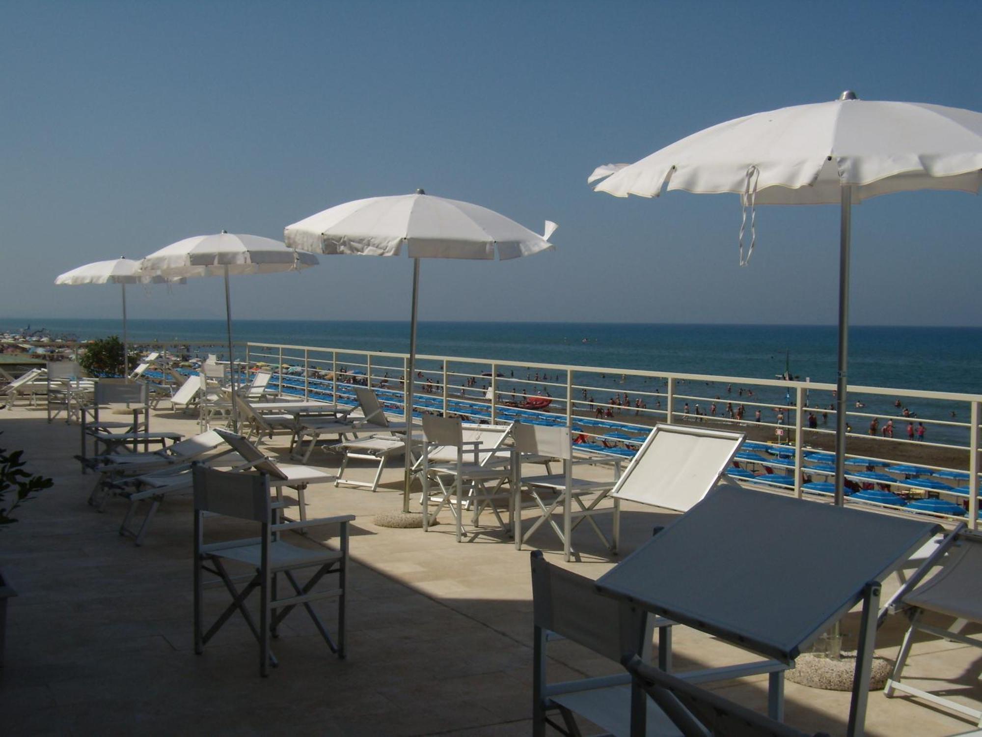 Hotel Alta La Vista Marina di Castagneto Carducci Esterno foto